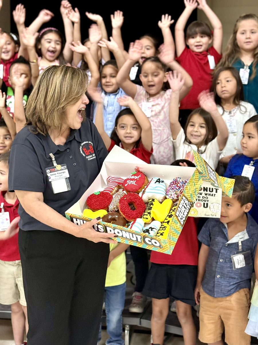 Elizabeth Hernandez tweet media