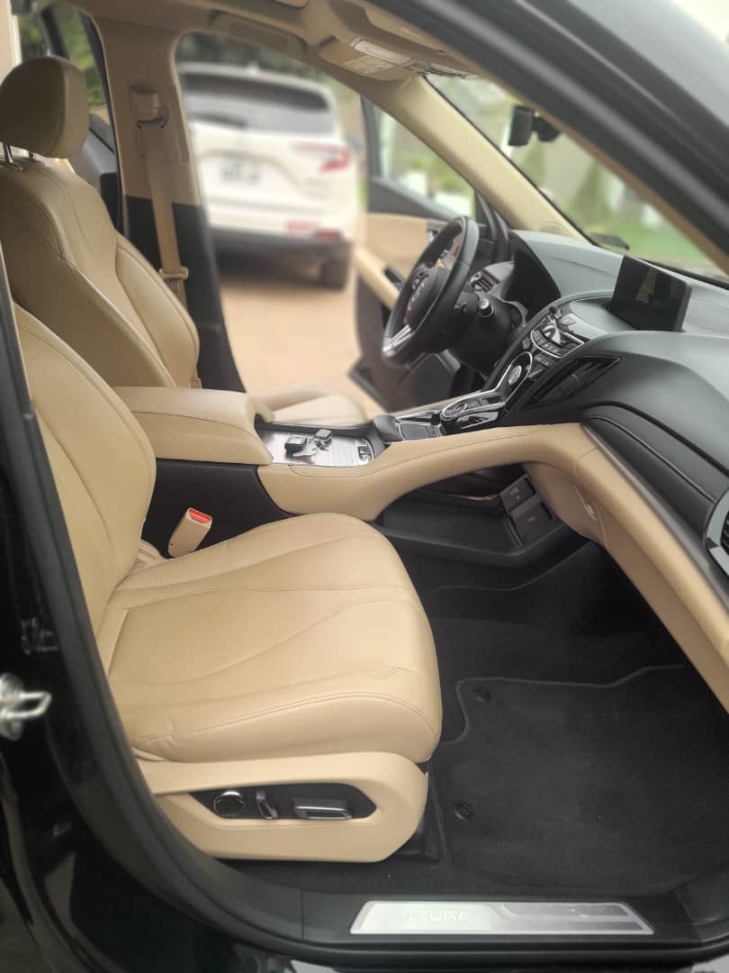 reign_360's tweet photo. 2019 ACURA RDX
FULL OPTION
0240677874
Going for a cool price https://t.co/vlDT0cNFM9