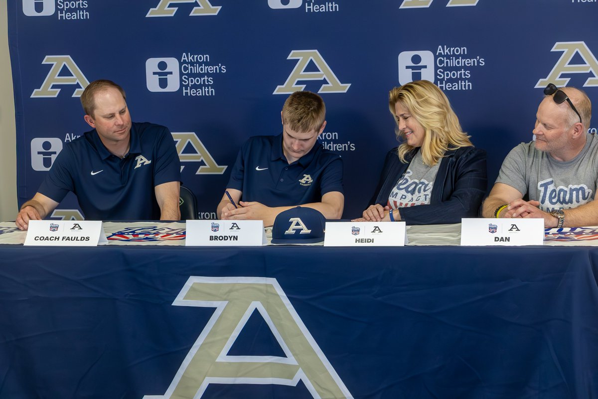 ZipsBB's tweet image. Akron Baseball Signs Team IMPACT Recruit Brodyn

🗞️ tinyurl.com/22cbkp2n

#GoZips🦘