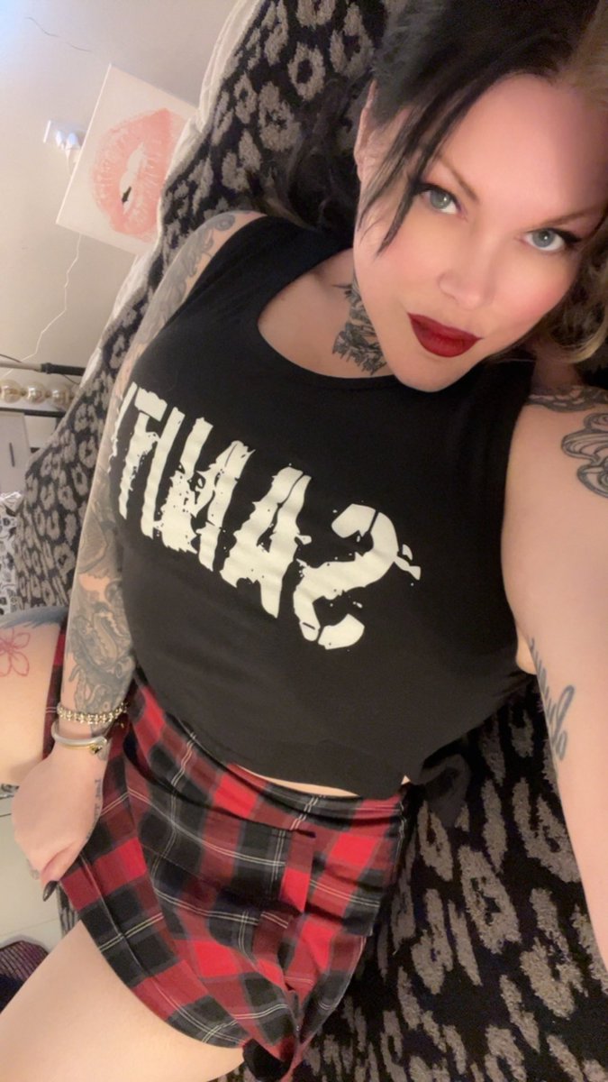 MercyBombshell's tweet image. Am I doing Thirst Trap Thursday right?