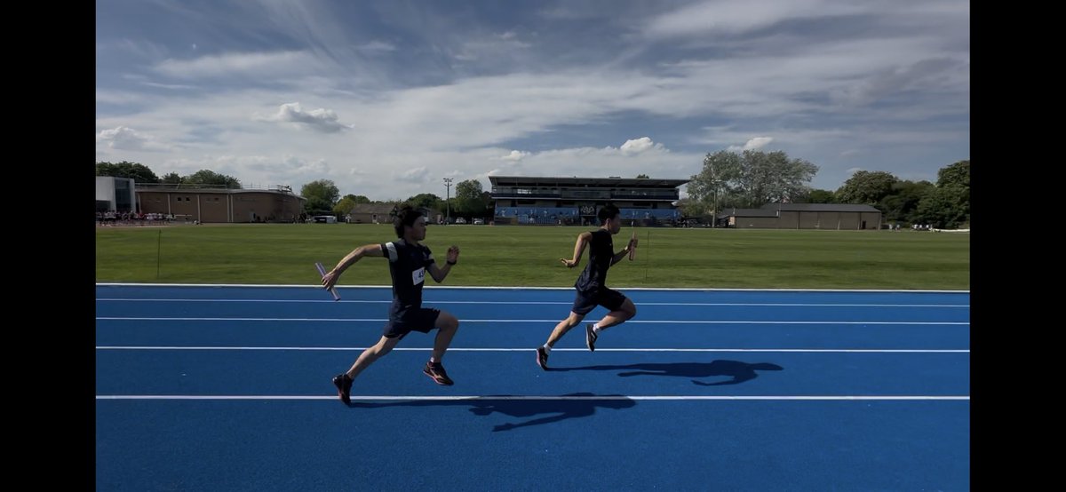 ShrewsSAthletic's tweet photo. Great day at the Achilles Relays at Oxford Uni! Our pupils loved being part of this historic event. Highlights: U15 girls winning 4x200m, U20 boys dominating 4x400m &amp; 4x800m finals. Amazing sportsmanship &amp; friendships made. Can't wait for the Shrops Club Individual Championships https://t.co/dT1FEPudjV