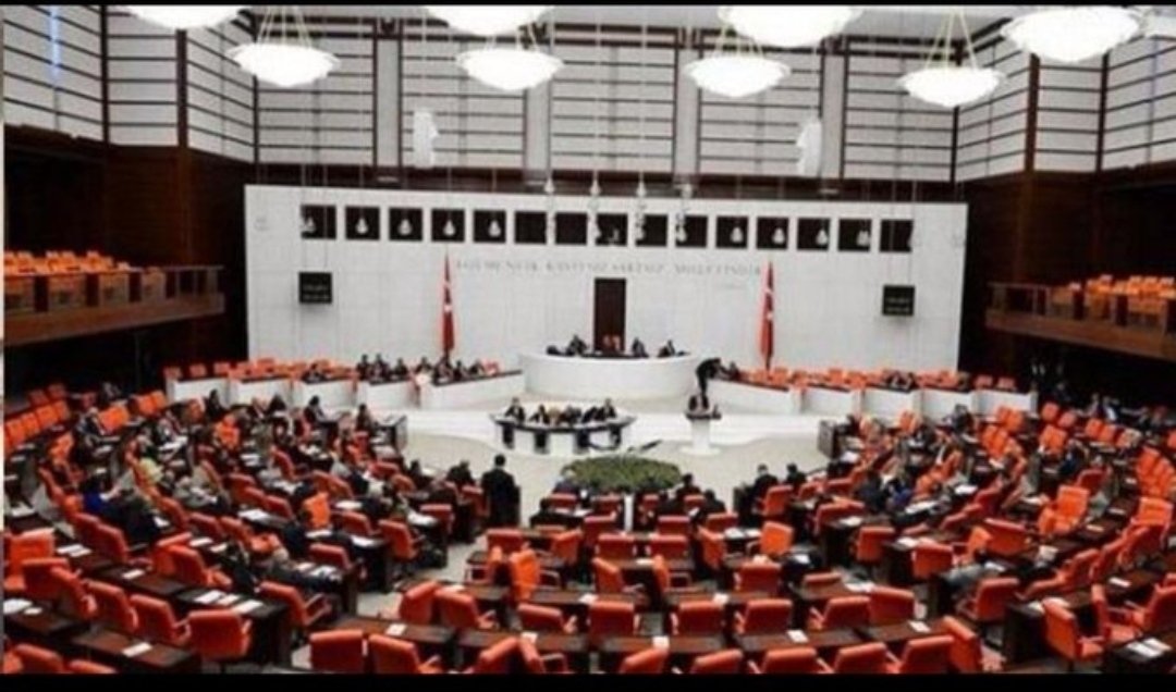 Yeliz Altınay (@yelizaltinay) on Twitter photo 3️⃣3️⃣0️⃣8️⃣'in alnından akan ter
Resmi gazeteye atılacak imzanın mürekkebi olsun
🇹🇷Ankara bizi dinledi son durak kabine olsun..
Sayın Devlet Büyüklerimiz
<a href="/_cevdetyilmaz/">Cevdet Yılmaz</a>
<a href="/isikhanvedat/">Prof. Dr. Vedat Işıkhan</a>
<a href="/RTErdogan/">Recep Tayyip Erdoğan</a>
<a href="/dbdevletbahceli/">Devlet Bahçeli</a>
<a href="/Onuronal_/">Onur Önal</a>
Devletimiz Umut Olsun
#StajÇırakHuzurBulsun 3️⃣3️⃣0️⃣8️⃣'in alnından akan ter
Resmi gazeteye atılacak imzanın mürekkebi olsun
🇹🇷Ankara bizi dinledi son durak kabine olsun..
Sayın Devlet Büyüklerimiz
<a href="/_cevdetyilmaz/">Cevdet Yılmaz</a>
<a href="/isikhanvedat/">Prof. Dr. Vedat Işıkhan</a>
<a href="/RTErdogan/">Recep Tayyip Erdoğan</a>
<a href="/dbdevletbahceli/">Devlet Bahçeli</a>
<a href="/Onuronal_/">Onur Önal</a>
Devletimiz Umut Olsun
#StajÇırakHuzurBulsun