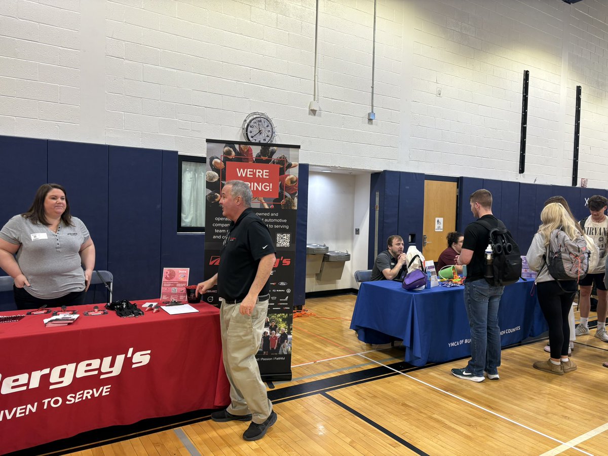 Miss Vargo tweet media