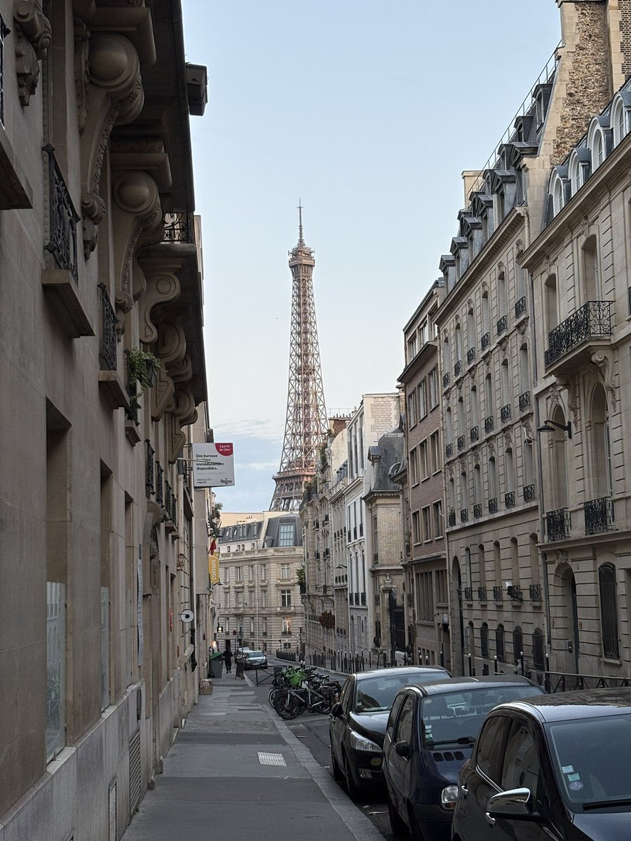 宮島善博 (@miyazima1987) on Twitter photo フランス来ました。<a href="/JonetsuConv/">Convention Jonetsu</a>
フランス1日目の飯はとても美味しいかったです。2日目の飯も楽しみです!ワイン飲んで酔ったら、フランスが少し身近に感じられました。
フランスに来ても明日の遅刻の心配してます。 フランス来ました。<a href="/JonetsuConv/">Convention Jonetsu</a>
フランス1日目の飯はとても美味しいかったです。2日目の飯も楽しみです!ワイン飲んで酔ったら、フランスが少し身近に感じられました。
フランスに来ても明日の遅刻の心配してます。