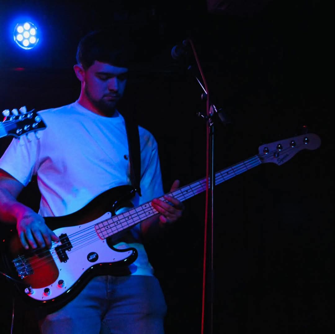 Our second single of the year comes out next week! 
Pre-save ‘Soul Sweetener’ now through the link in our bio!! 
#newmusic #indierockband