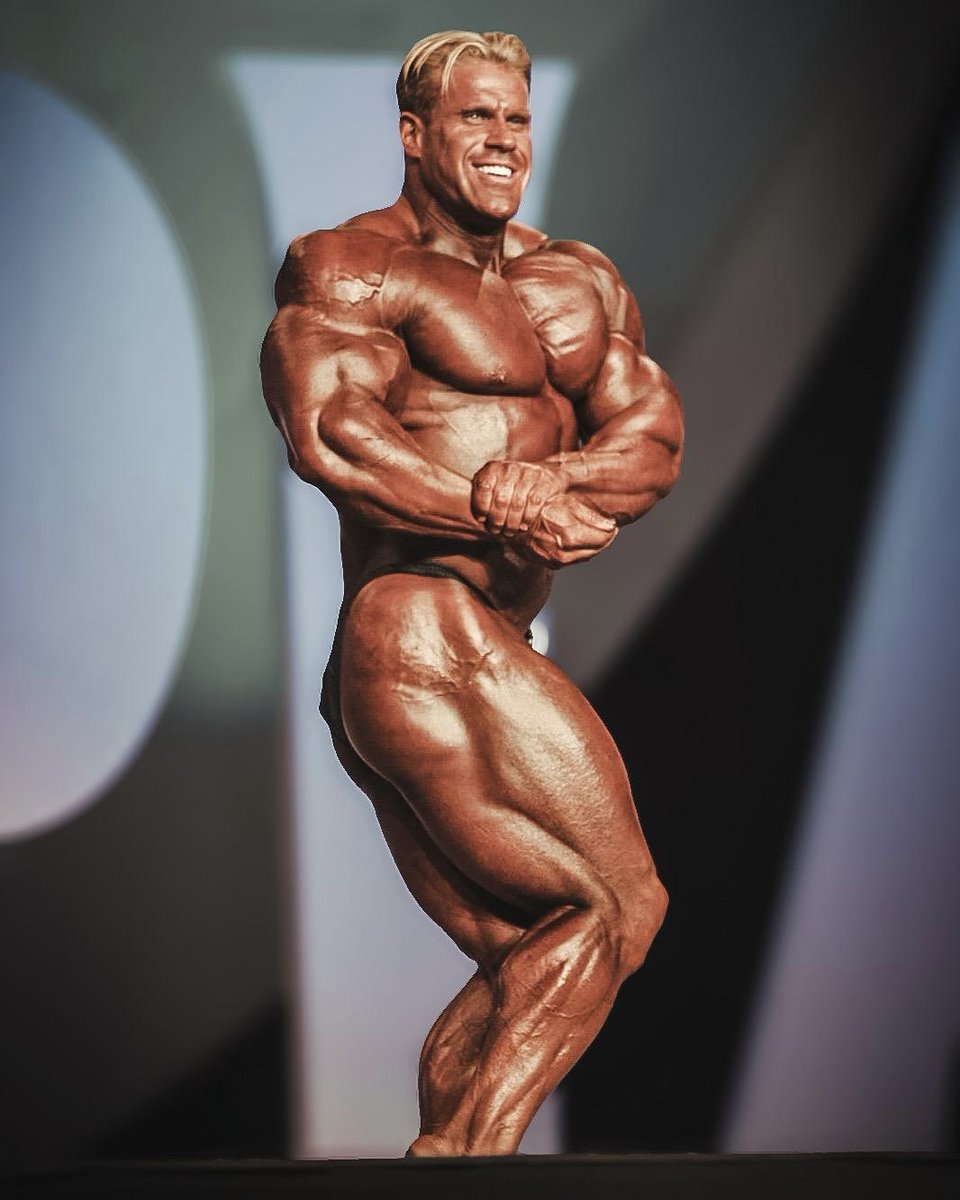 Another never before seen photo from the lens of Miloš Šarčev. #bodybuilding