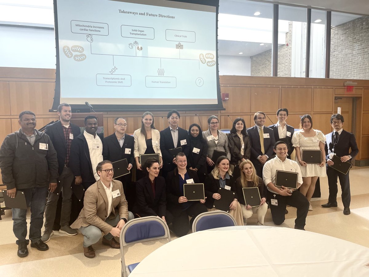 DelcoLab's tweet photo. Just back from the first ever Mitochondrial Transplantation &amp; Next Gen Therapeutics Conference at @HofstraU , where  Drs. Delco and Hargitaiova were awarded the Mitochondrial Rising Star award and enjoyed Dr. Szeto's insightful talk! 🧬⚡🐎 https://t.co/0ZwsnsCNnz