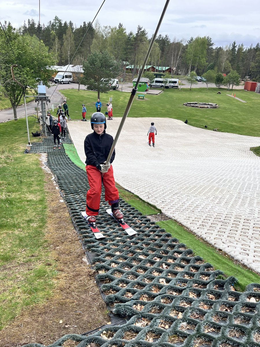 Longstone Primary School tweet media