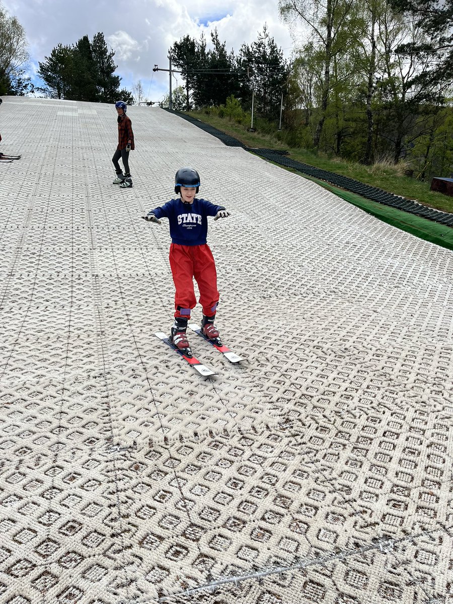 Longstone Primary School tweet media