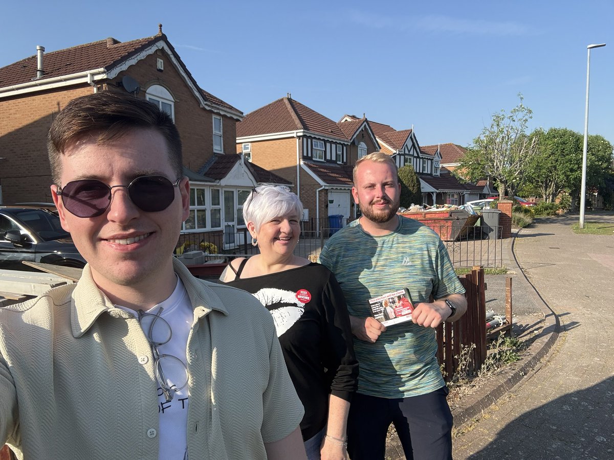 Harry Doyle 🌹🏳️🌈 tweet media