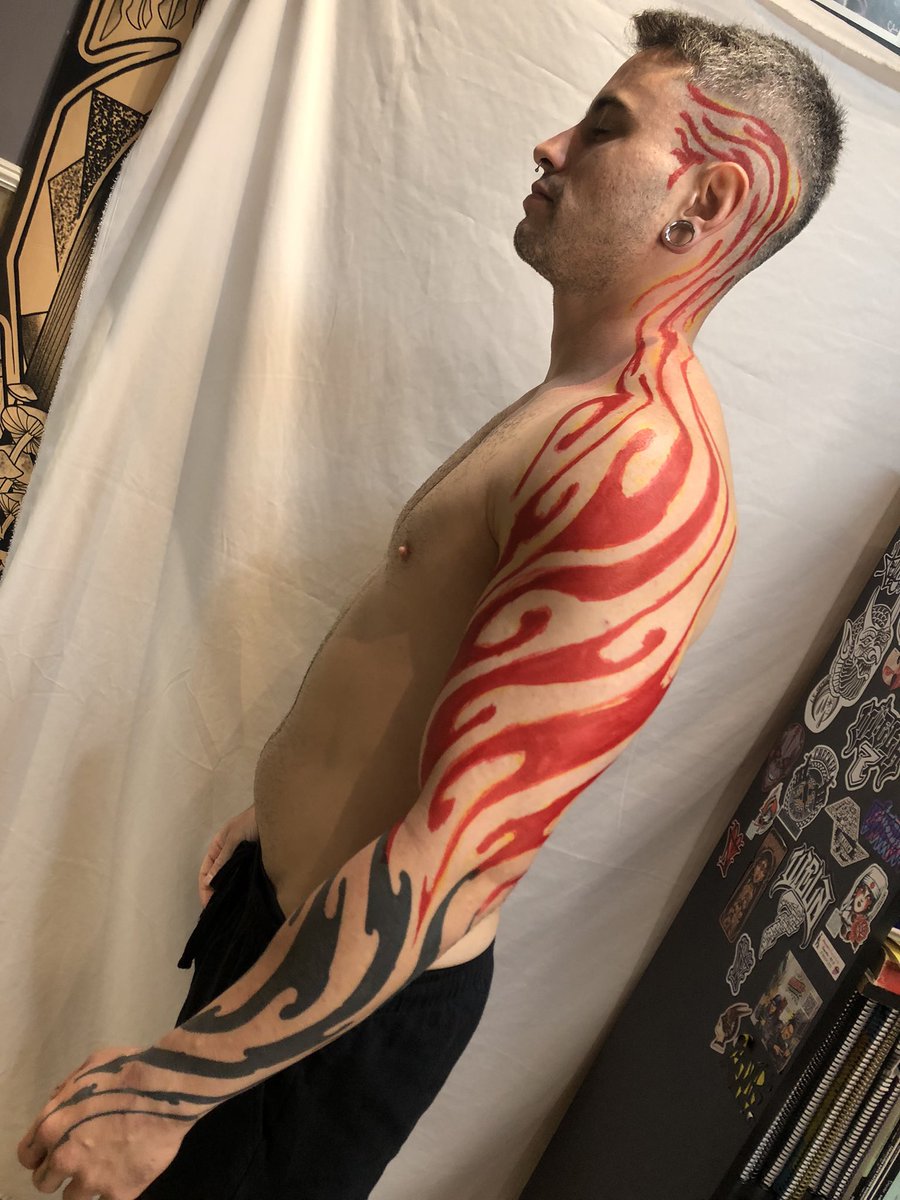 Freehand de hoje pra continuar esse bracinho 🔥🖤