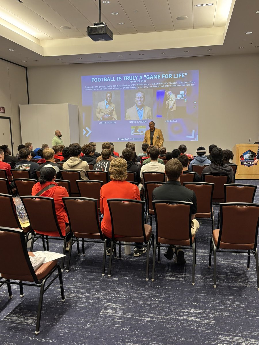 Kent Roosevelt Football tweet media