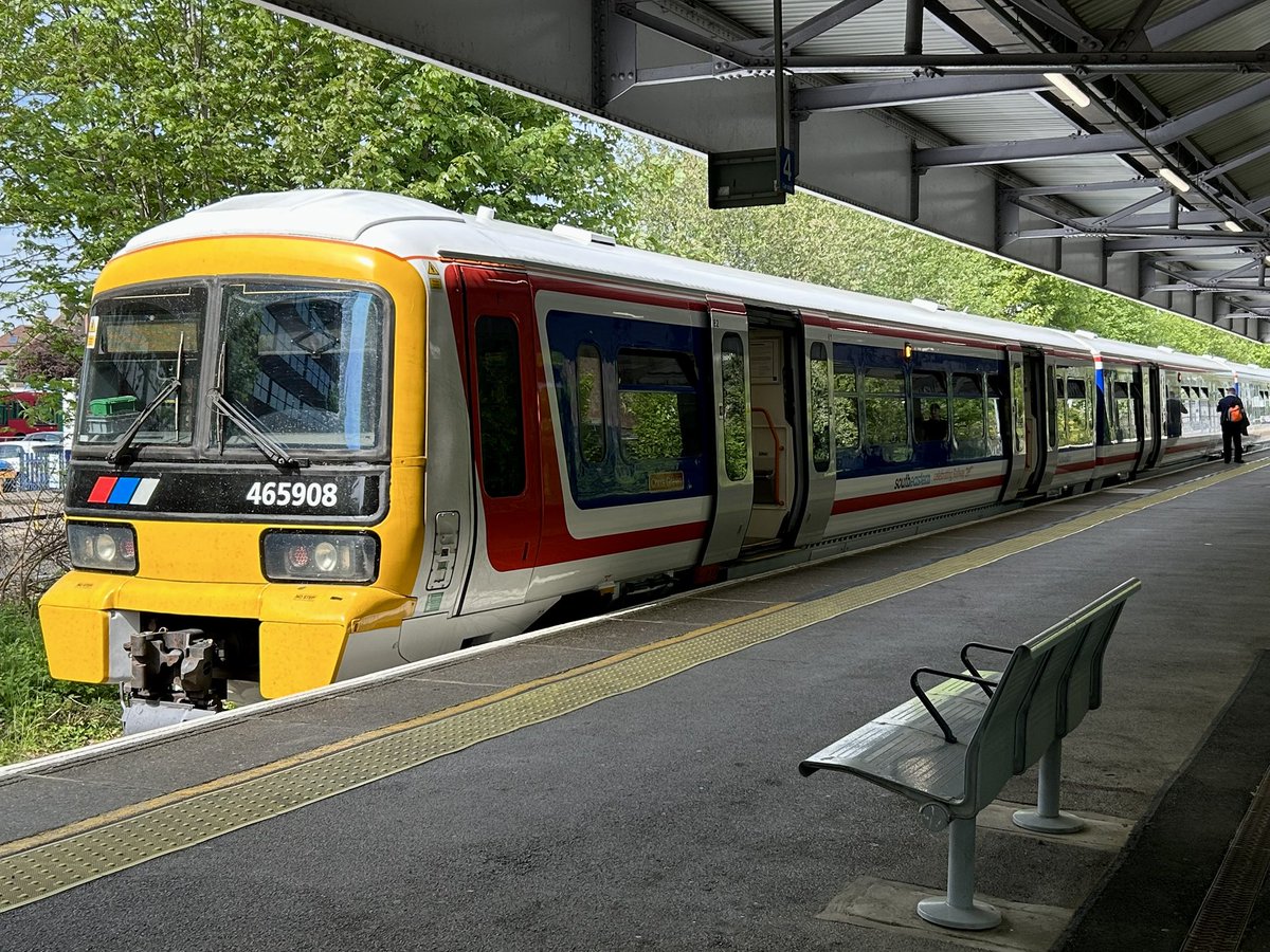 lukehouse313's tweet image. Nice To See @Se_Railway NSE 465908 On The Bromley North Branch Today 😍