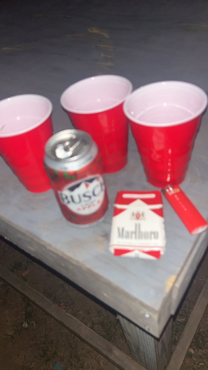 ArthurKratum47's tweet photo. Whole lotta red #whiteboy https://t.co/rIc3nOLVWR
