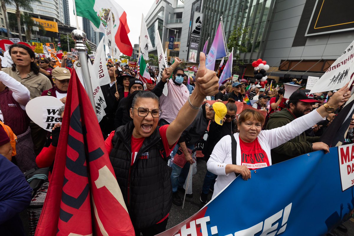 keitonewman's tweet photo. Demonstrators march through Los Angeles during May Day protests marking international workers day on Thursday, May 1, 2025. https://t.co/UhQoYhmyeg