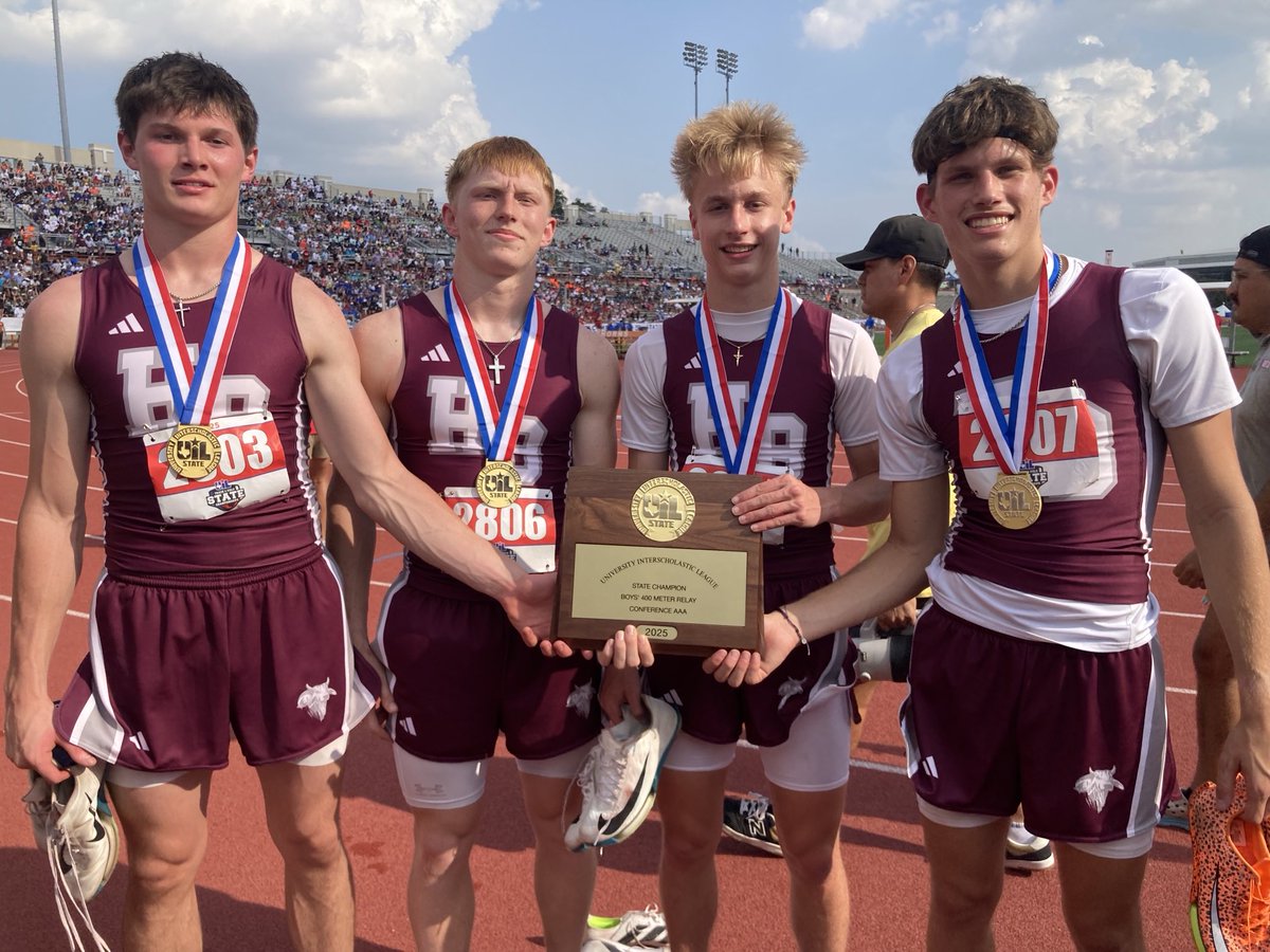 Hallettsville boys gold Class 3A 400 relay.