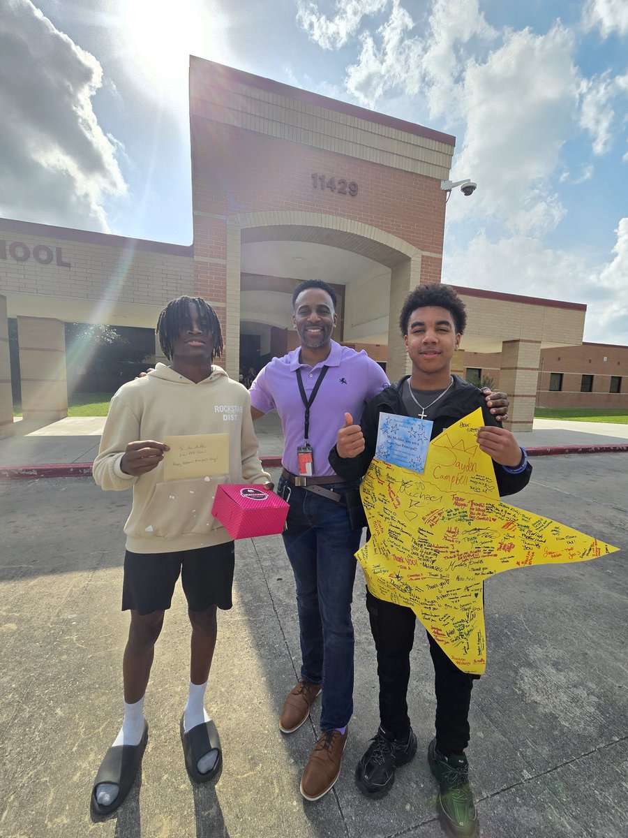 Megan Truelson tweet media