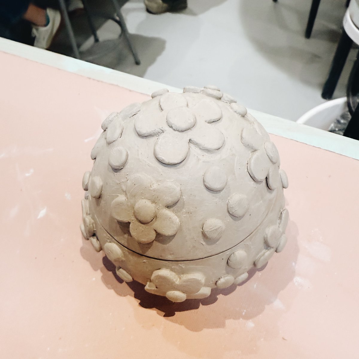 adelesakey's tweet photo. WIP ceramic jar (1 flower causality thus far ~ let’s hope the rest survive bisque firing) https://t.co/dPEMDT3Bmj