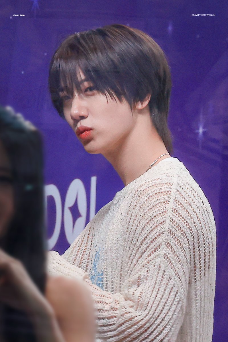 250430 아이돌라디오

진짜 예쁘다.. 🥹

#원진 #함원진 #WONJIN #ウォンジン #CRAVITY #크래비티