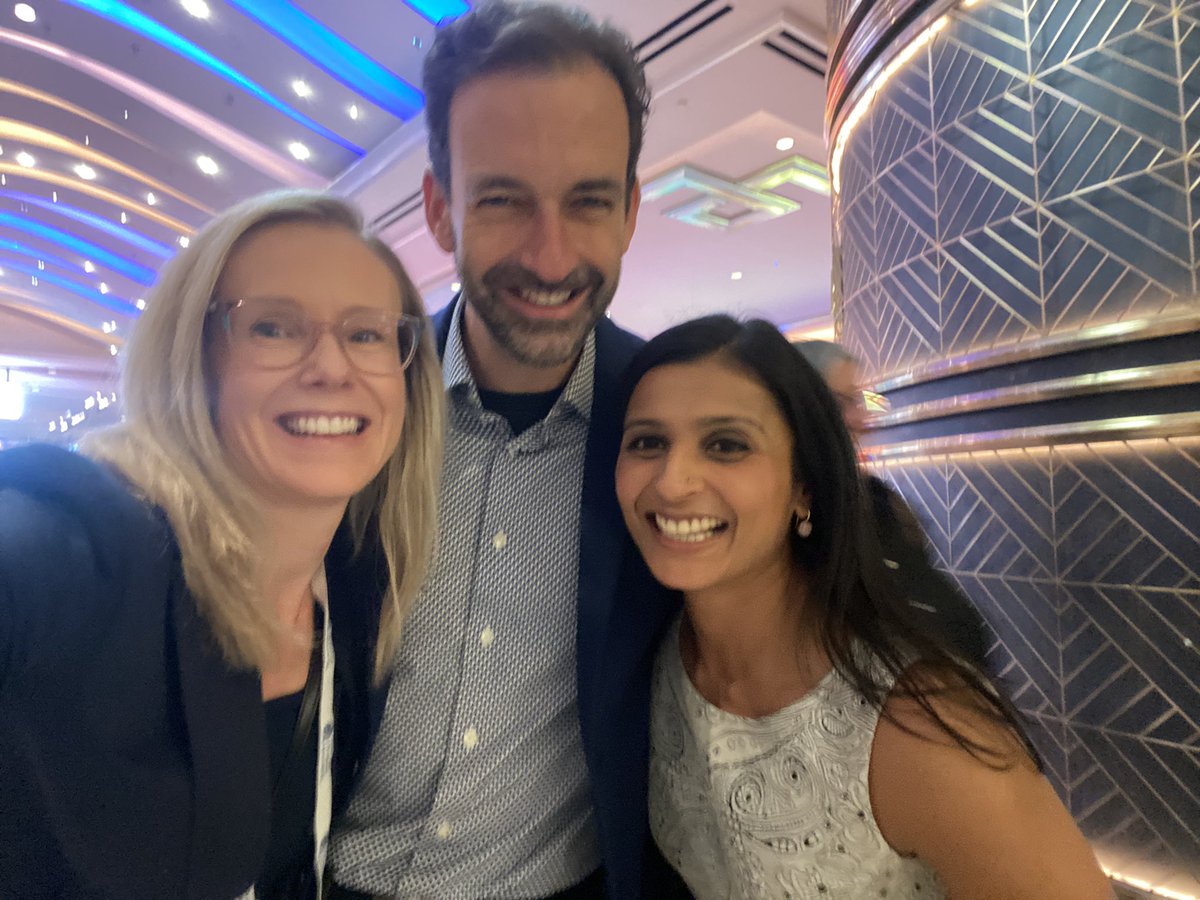 DrMarniqueB's tweet image. 🎰 Wrapped up an incredible week at #AUA25 in Las Vegas!
🌍 So grateful for the chance to meet urologists from all over the globe.
🤝 Reconnected with old friends and built new connections.
💡 Can’t wait to bring back all the knowledge and energy to my practice!
#AUA25