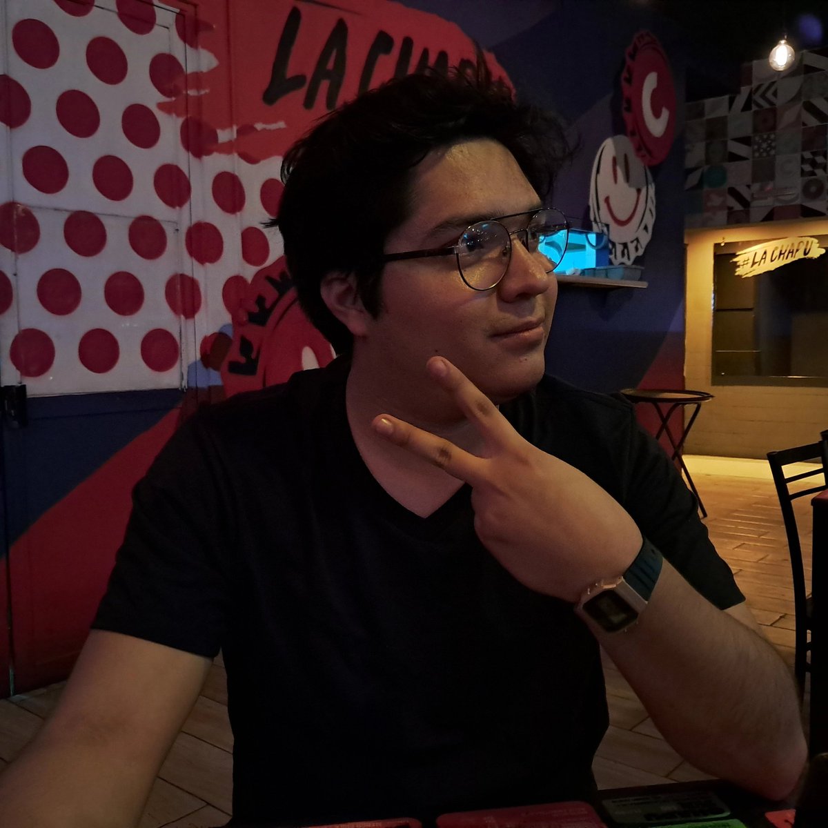 #NuevaFotoDePerfil así como que no me doy cuenta que la elección del Poder Judicial es una sucia trampa de la izquierda para imponer a su gente 🤭