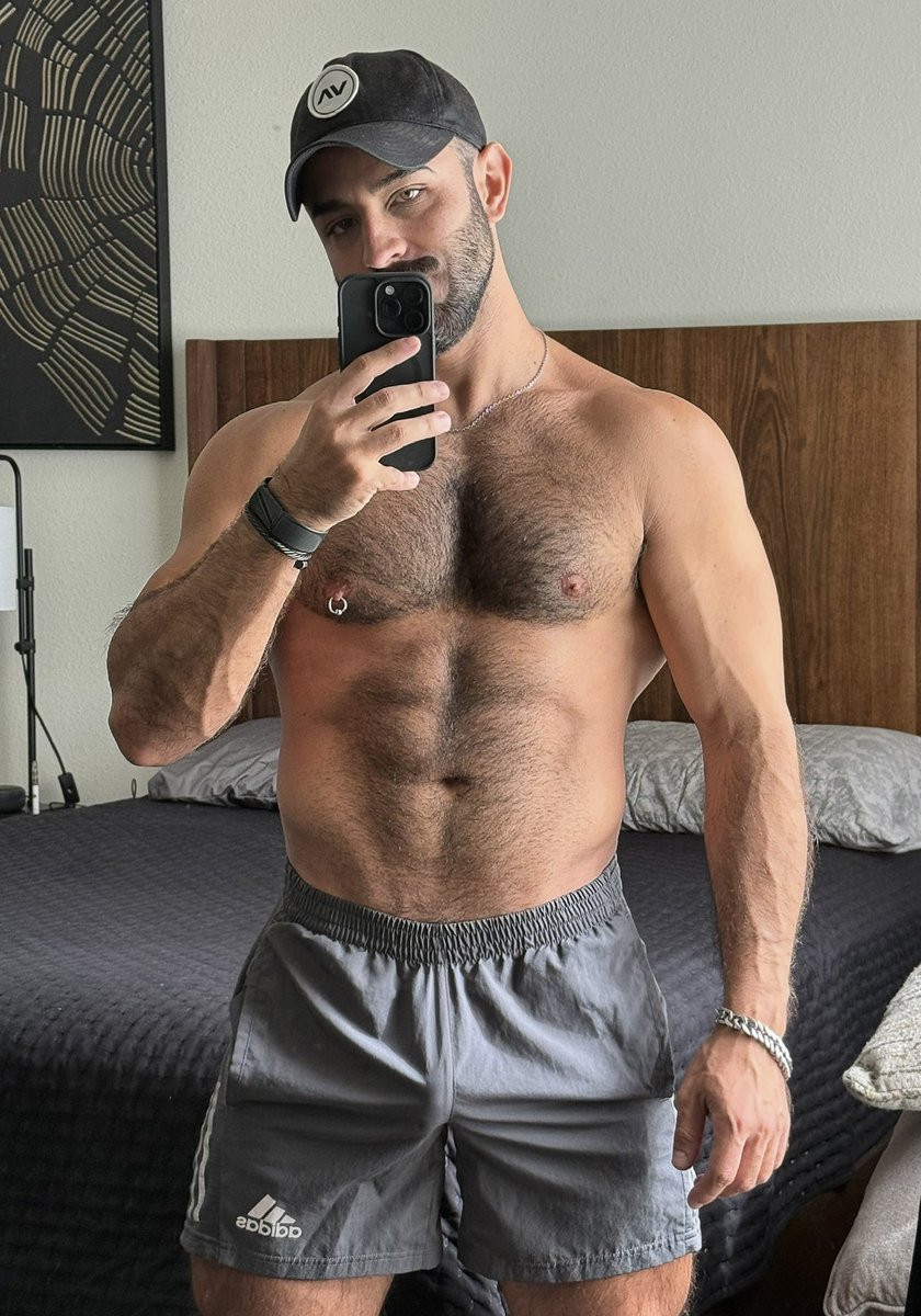 Angelsunleashed.com

B-Day week …

How should I celebrate? 😏😏😏