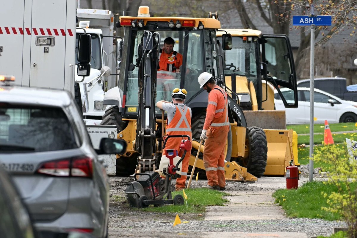 Major gas leak leads to evacuation of Port Colborne homes wellandtribune.ca/news/niagara-r… <a href="/Port_Fire/">Port Fire</a> <a href="/PCPFFA_L2307/">Port Colborne Professional Firefighters</a>