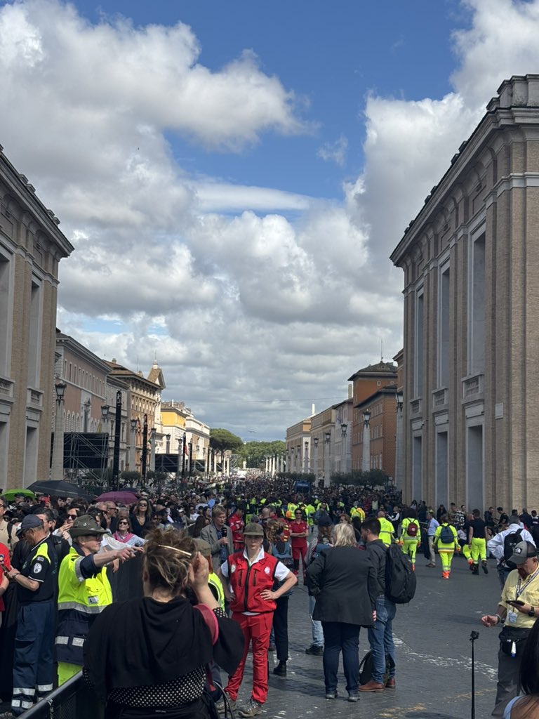 Alice Barr tweet media