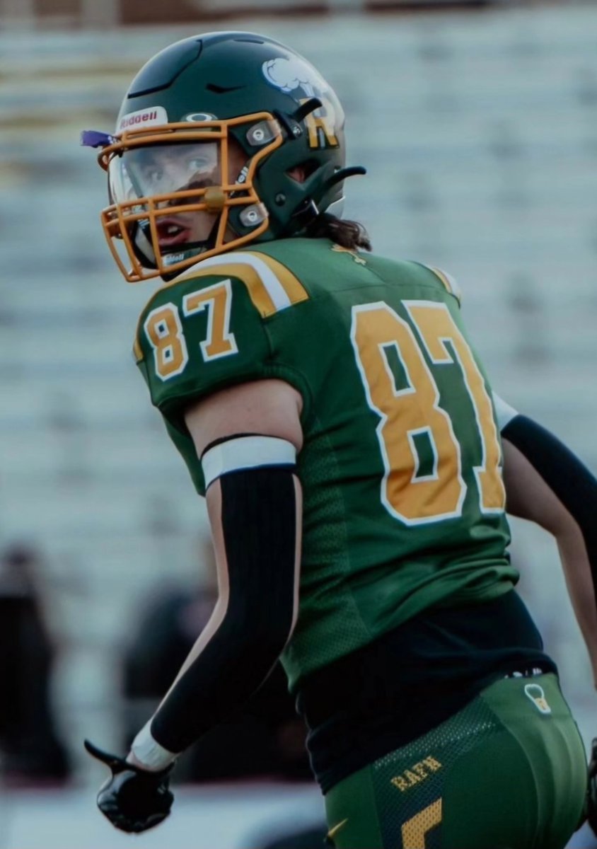 Cooper Maxwell (@coopermaxwell86) on Twitter photo All my blood, sweat, vomit, broken bones, injury, and days spent running with my teammates till we dropped. All of it is worth it to see myself have the opportunity to go play college football. I just hope I'm making my grandpa proud.
<a href="/IdahoRecruitHub/">Idaho Recruit Hub</a>
<a href="/PNWSports_/">PNW Sports 𝕏</a>
<a href="/nxt1sports/">NXT 1</a> All my blood, sweat, vomit, broken bones, injury, and days spent running with my teammates till we dropped. All of it is worth it to see myself have the opportunity to go play college football. I just hope I'm making my grandpa proud.
<a href="/IdahoRecruitHub/">Idaho Recruit Hub</a>
<a href="/PNWSports_/">PNW Sports 𝕏</a>
<a href="/nxt1sports/">NXT 1</a>
