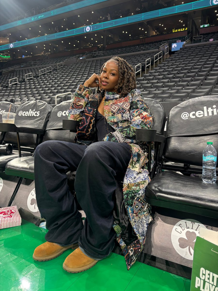 WTHELLYANNA 🏀🤯