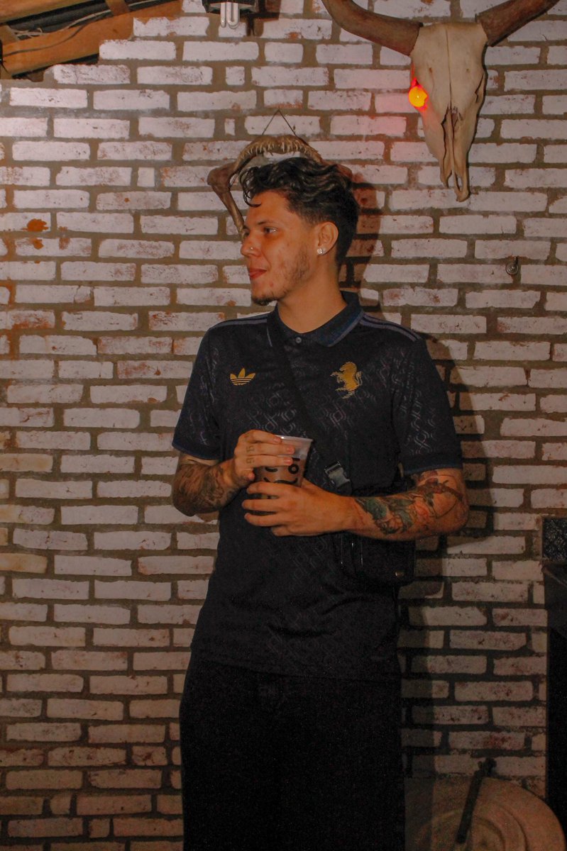 Labs___'s tweet image. 🤟🏼