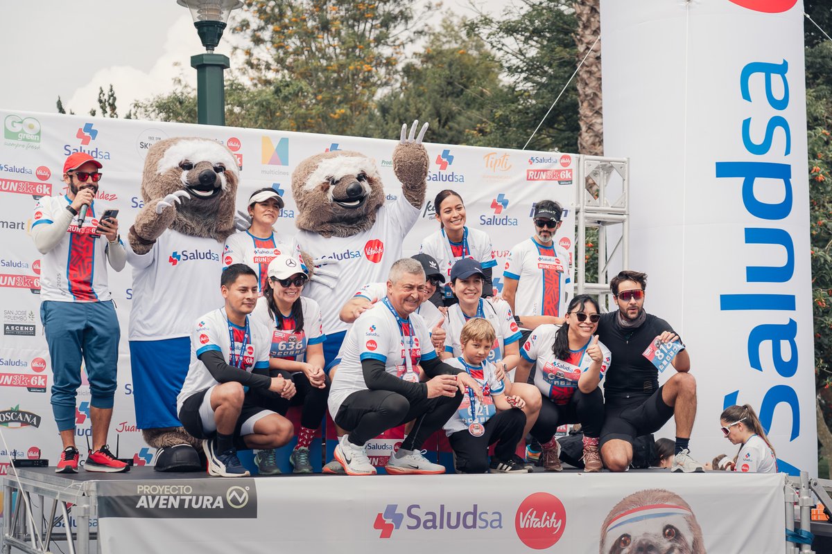 El sábado pasado, más de 600 corredores disfrutaron de la única carrera que los premió por cada km completado, la #SaludsaVitalityRun 🏃🏻‍♀️🏃🏽 Niños, adultos, amigos y familias enteras vivieron una mañana diferente en el Chaquiñán de Puembo haciendo deporte con los que más quieren y