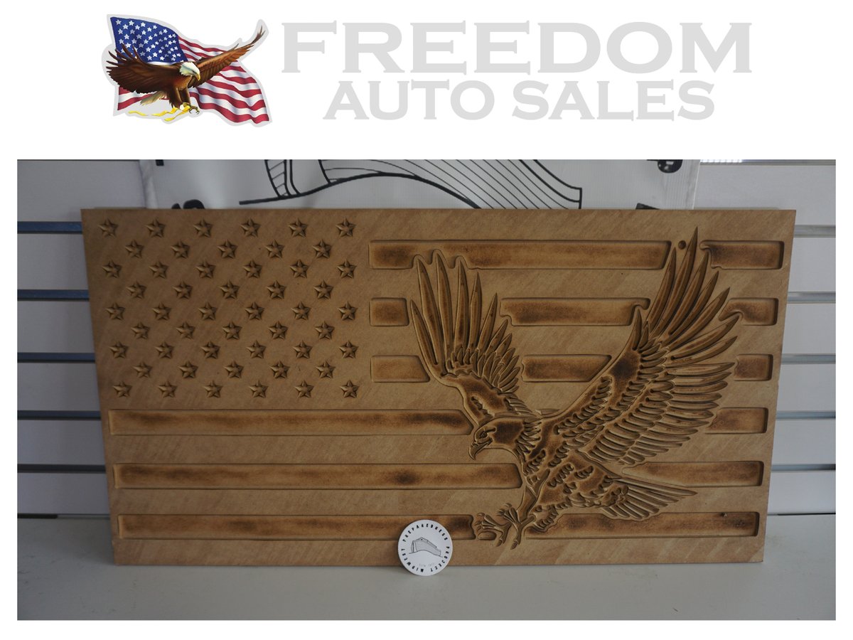Here's another cool one that Kyle can't win too!  Check out this American themed carved wood display from our dear friends at Freedom Auto Sales in Topeka!  Man... Somebody is gonna be very happy with this one!  RSVP at midwestpreparednessproject.com today and we'll see you next week!