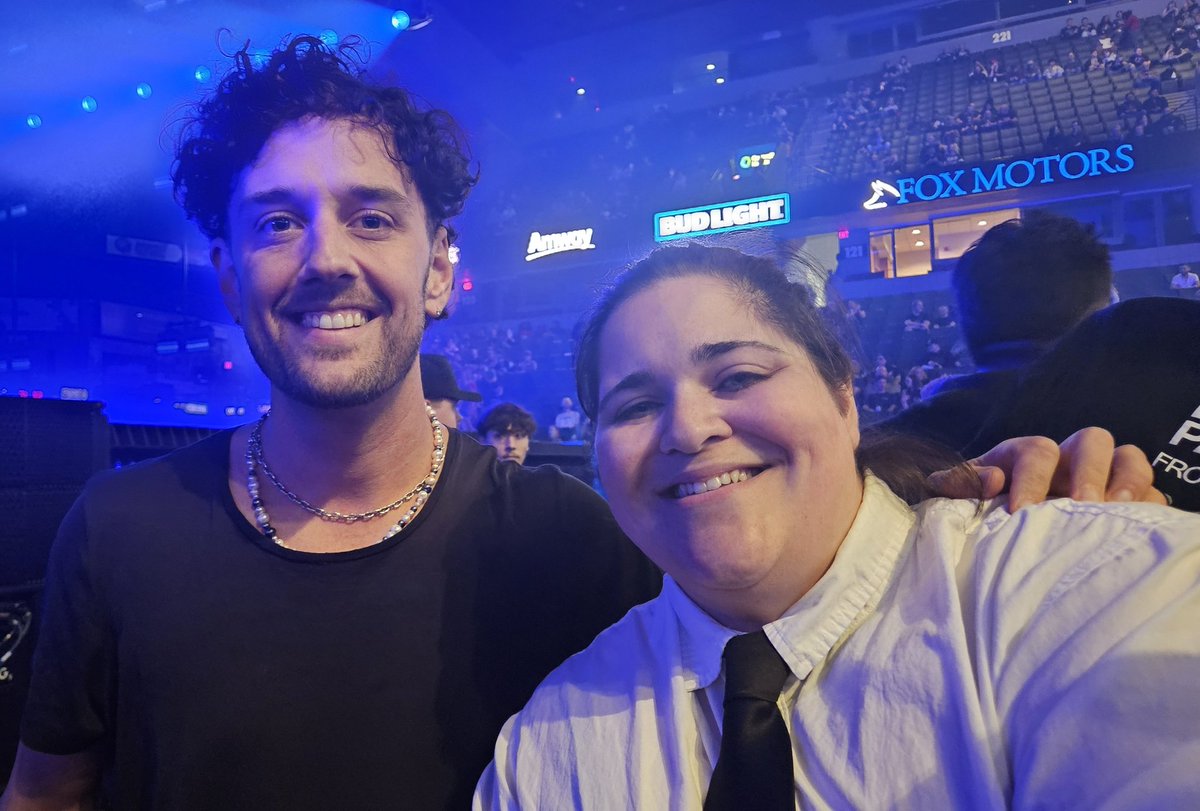 _lostintheecho2's tweet image. Colin you are the sweetest. Thank you so much 🥹🥰