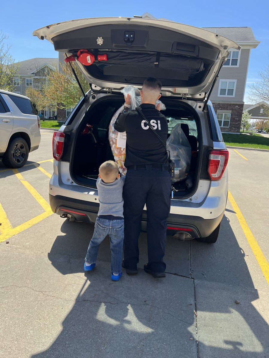 196 pounds of unused/unwanted meds were collected on Drug Take Back Day — thank you!

If you couldn’t make it to Drug Take Back Day, year-round disposal options are available here: 
safe.pharmacy/drug-disposal/….