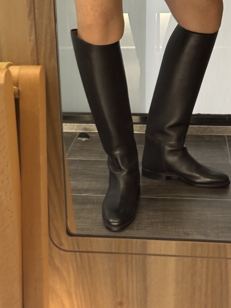 来个顶级过肺？#马靴 #leatherboots #兰州 #s #皮革马靴