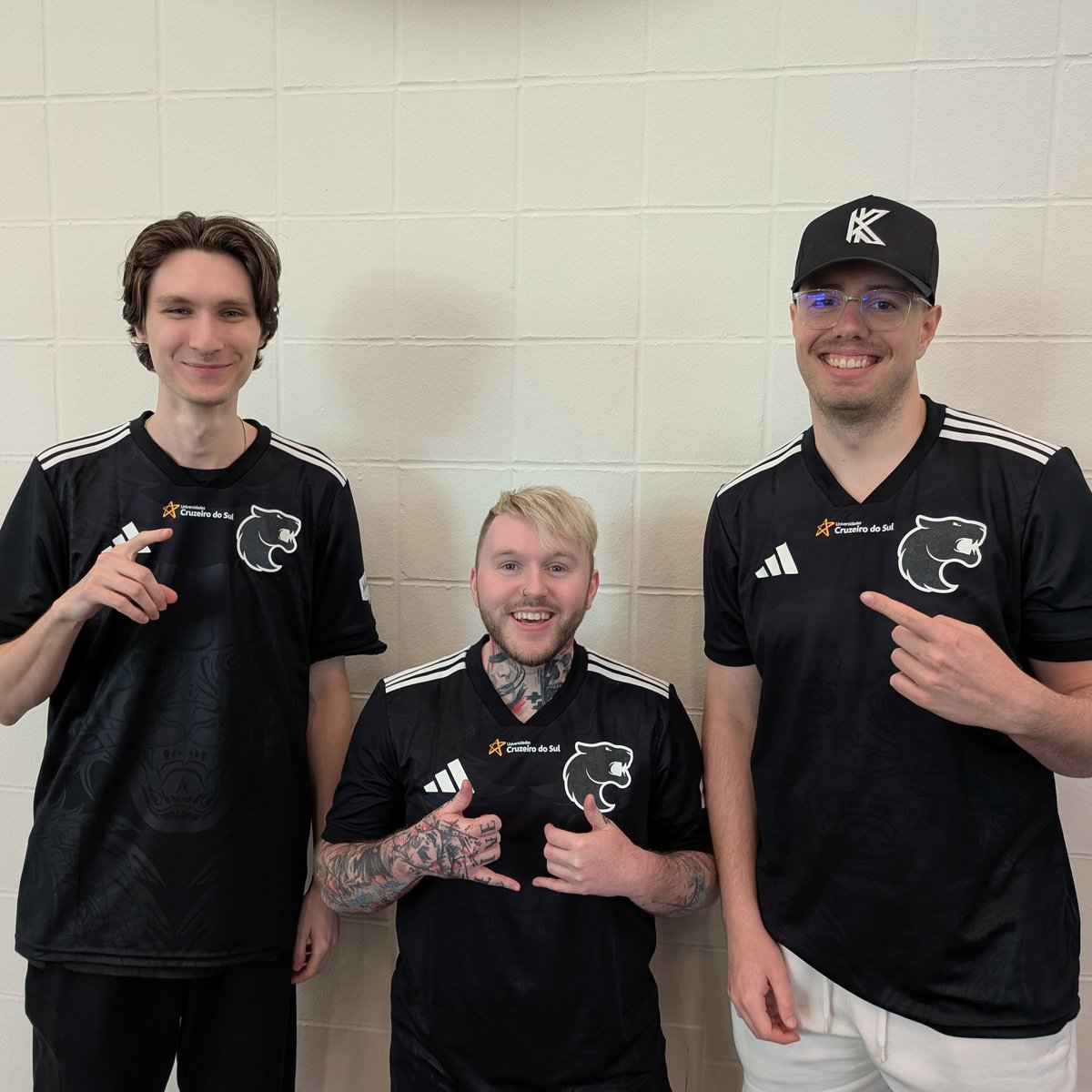 1st place photo 🥇

one more set of games for FURIA Apex comin up today
