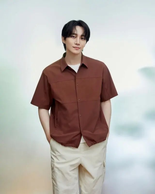 le2jh_vicky's tweet photo. 250502 등산복 소재로 원피스… 아웃도어, 평상복서 돌파구 찾는다 (출처 : 조선일보 )
🖇https://t.co/3HKv1BATFp
#이준호 #준호 #LEEJUNHO #JUNHO
#네파 #NEPA #COMFOR #컴포시리즈 https://t.co/PrkEyj1ju2