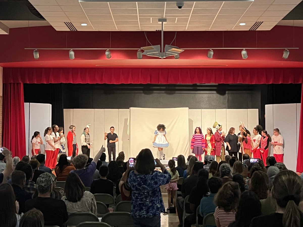 Way to go, Corbett Theatre! Excellent performance! #aliceincradle