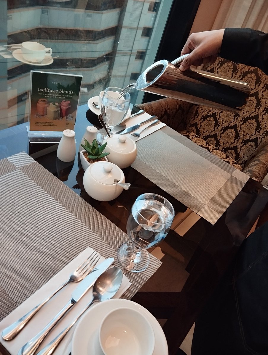 SuyenCarillo's tweet photo. City garden grand hotel "Breakfast" https://t.co/gJAuZ209OH