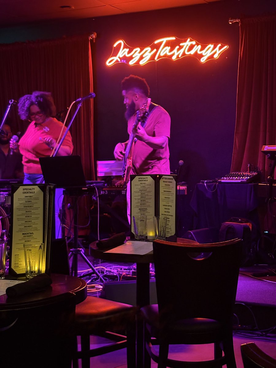 Mark Griseck tweet media