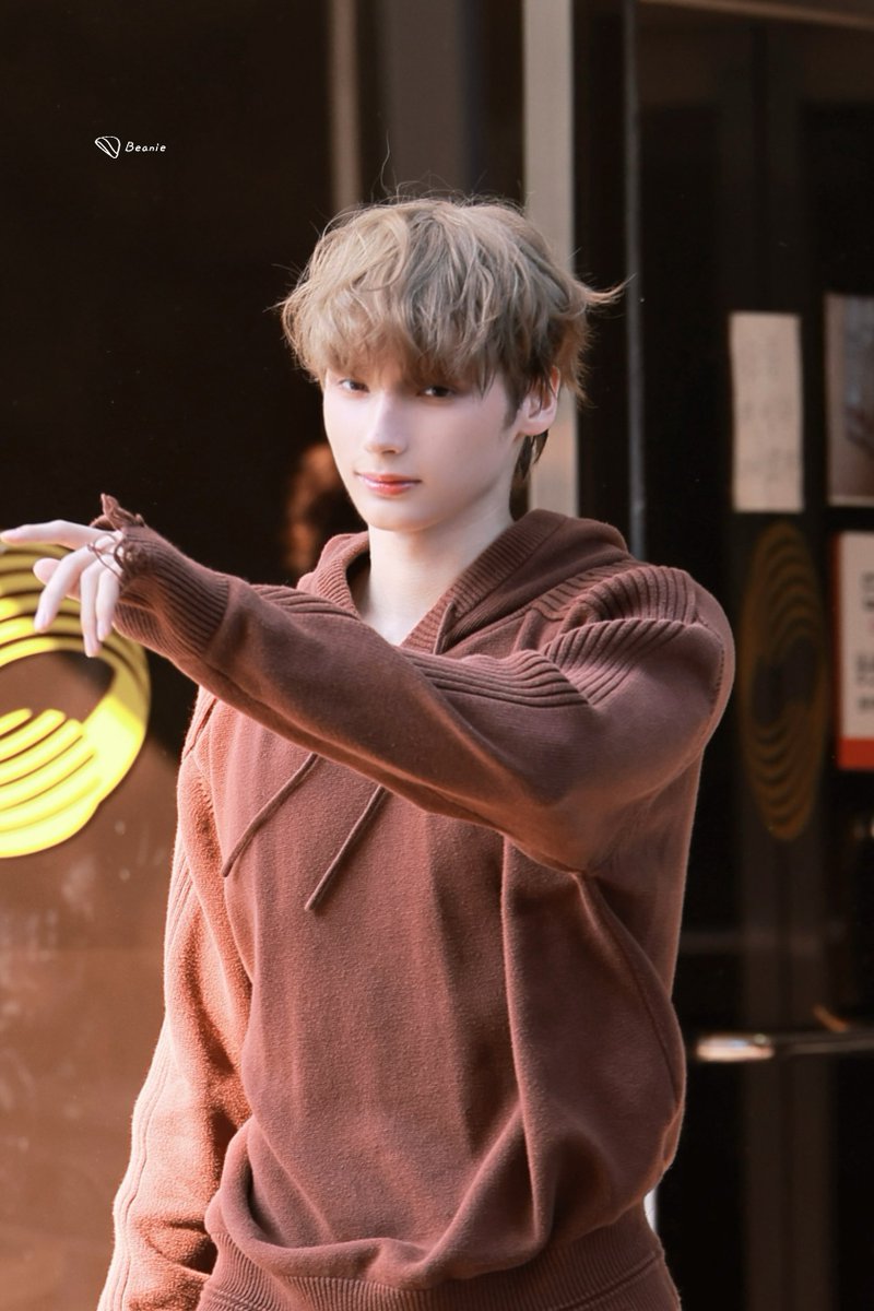 250502
#휴닝카이 #HUENINGKAI
#투모로우바이투게더 
#TOMORROW_X_TOGETHER