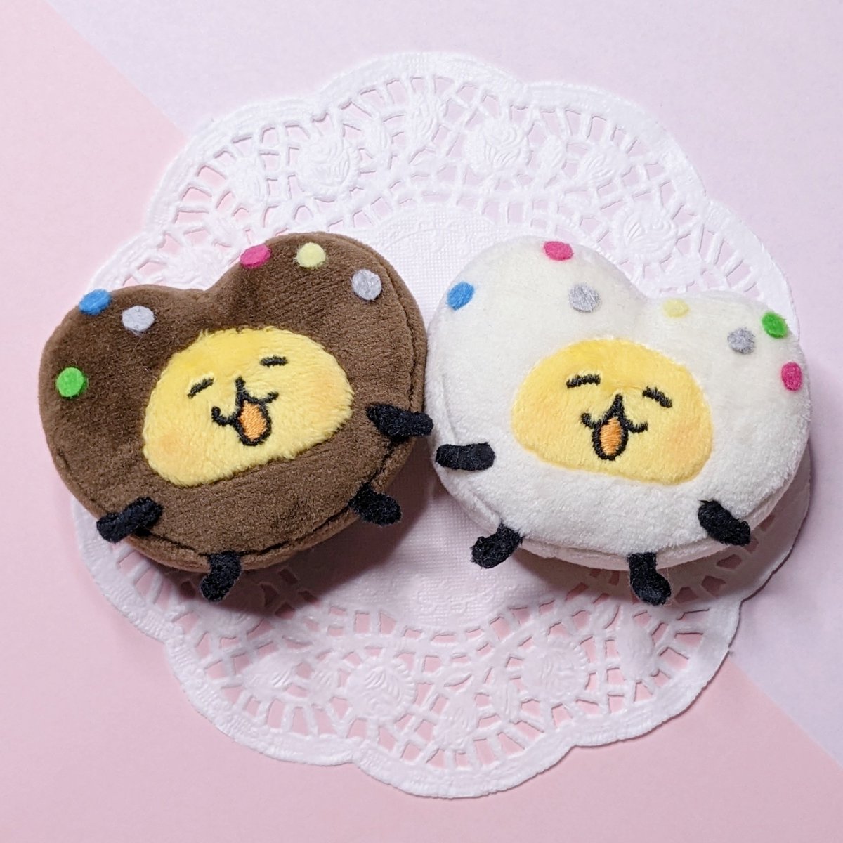 バレンタインデーにやってきた、チョコの子たちをぬいぐるみにしました