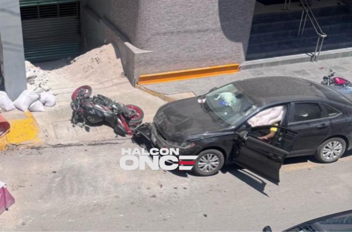 ¡JUSTICIA PARA ALBERTO! 

El pasado 27 de abril, Alberto Vallejo de 36 años de edad, fue asesinado cobardemente a las afueras del hospital #Polanco, en los límites de #Ecatepec y #Coacalco. 

De profesión ingeniero mecánico y un futuro por delante y sobre todo gran persona.