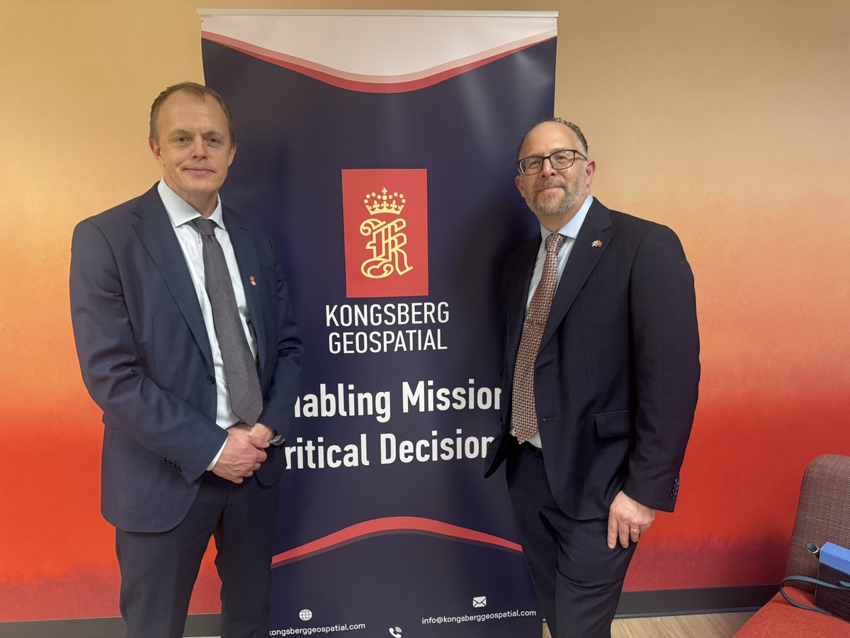 At ribbon cutting for Kongsberg Geospatial in Kanata. Kongsberg creating jobs and expanding business in Canada, and growing the Canada - Norway partnership in defense and security 🇨🇦 🇳🇴