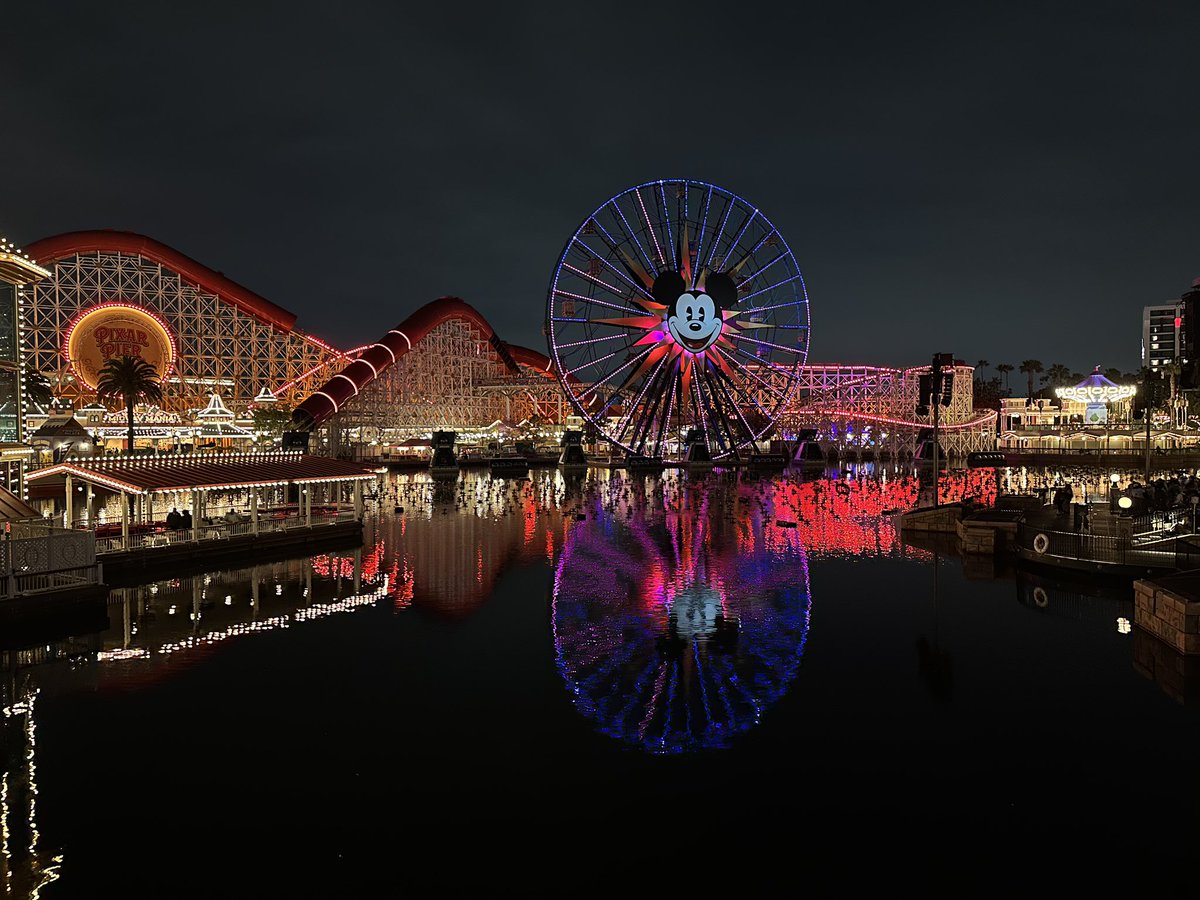 Josh 🍁 tweet media