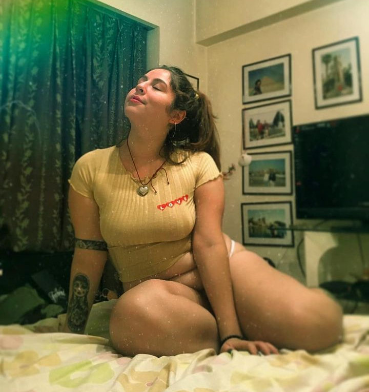 martynadeluseok's tweet photo. Sometimes the prettiest things… can only be felt, not seen.🌙✨
 What do you feel when you see me like this? https://t.co/aCg0qlhGEU