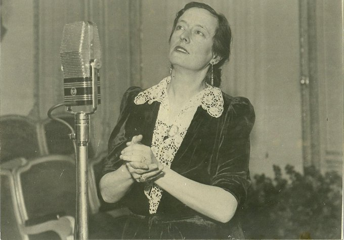 Almanacat Musical tweet media