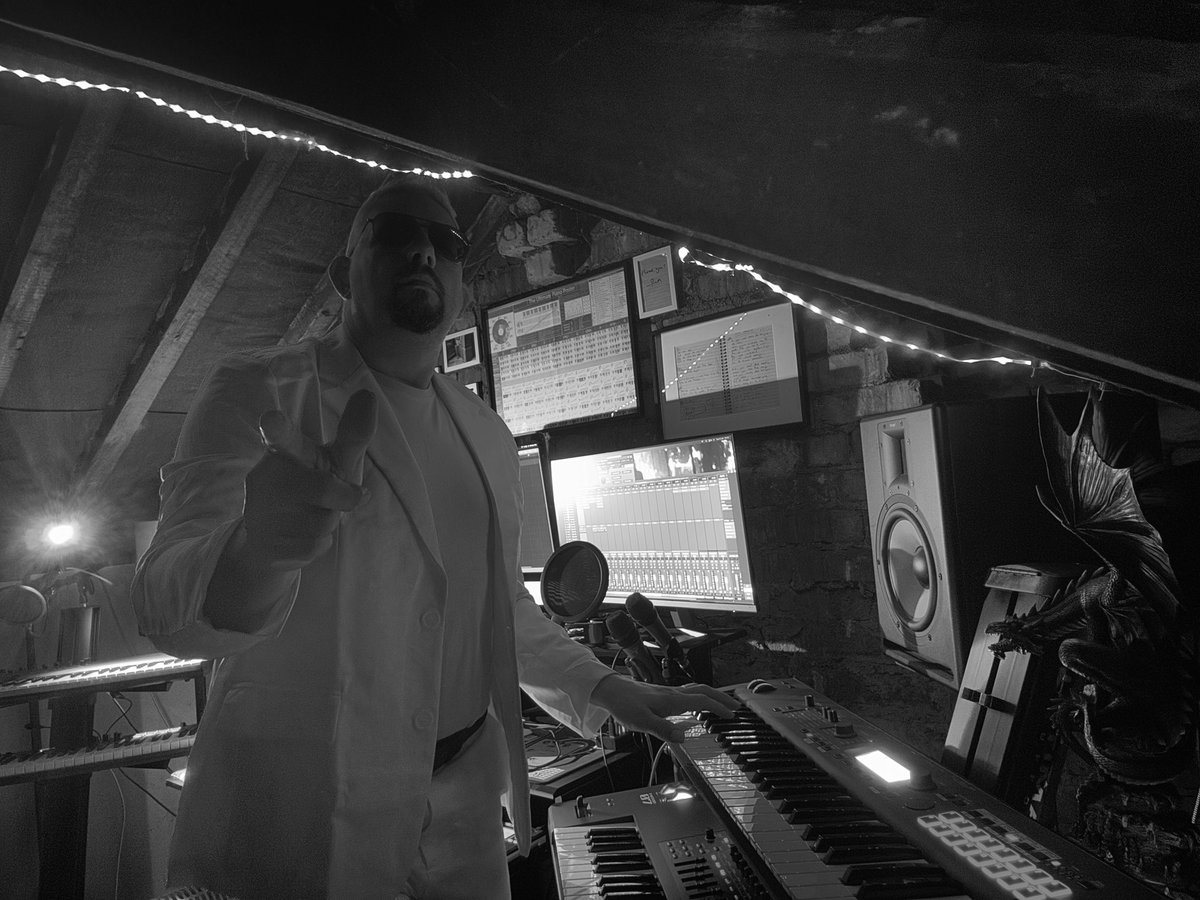 It’s Bandcamp Friday.

Head over to our Bandcamp page to download our current and previous releases. All sales come directly to us and not some billionaire.

We appreciate and love your support 💜💙