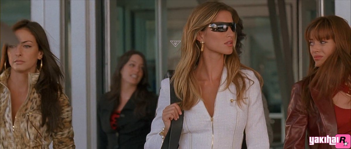 Gisele Bündchen as Vanessa in 'Taxi' (2004).